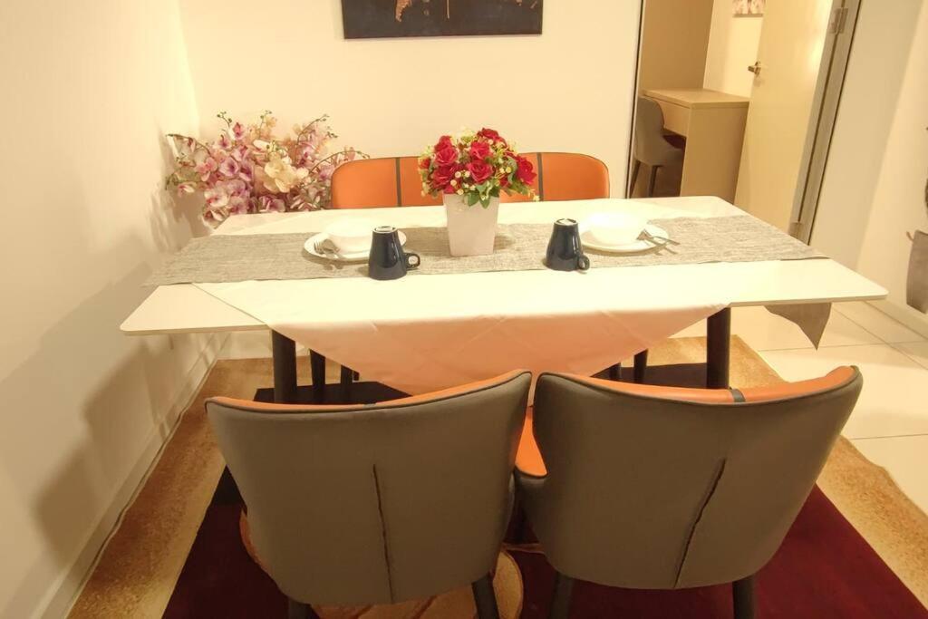 Hzb1317-selfcheck-in-wifi-parking - Pool- 2 Bedroom- Klia- Horizon Suites, 7101