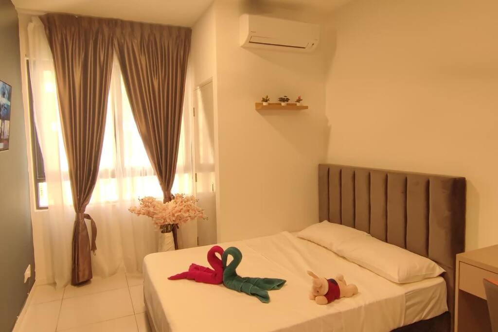 Hzb1317-selfcheck-in-wifi-parking - Pool- 2 Bedroom- Klia- Horizon Suites, 7101 *